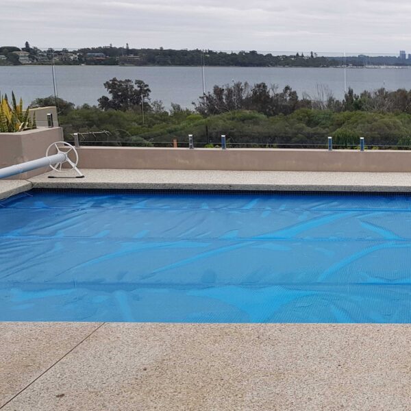 blue solar pool cover by daisy